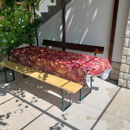 Apartma Bernardka *