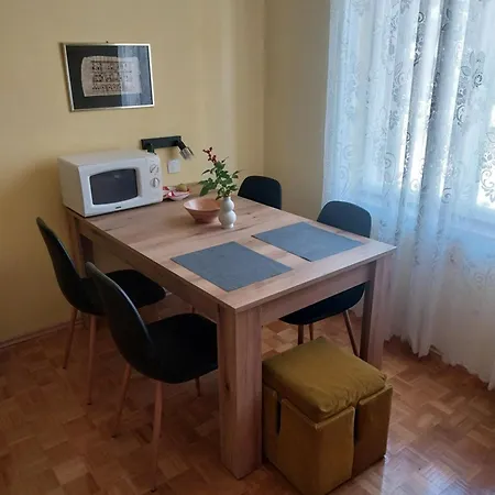 Apartma Bernardka Appartamento Capodistria