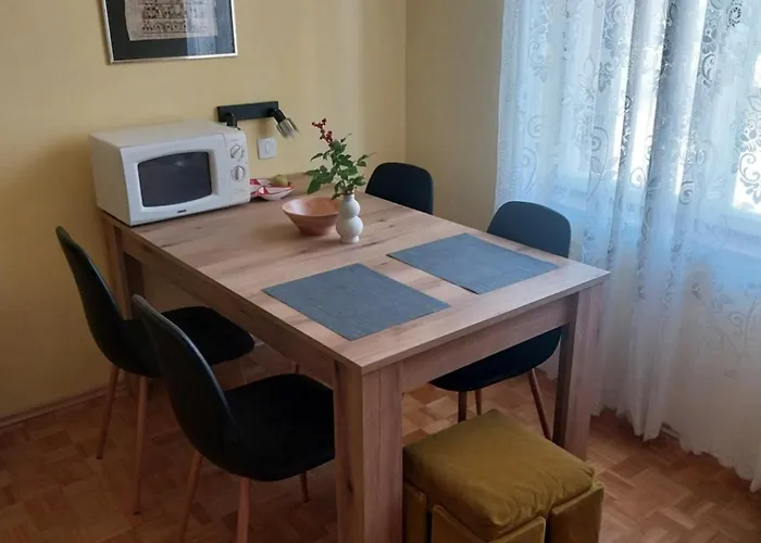 Apartma Bernardka Διαμέρισμα Κόπερ